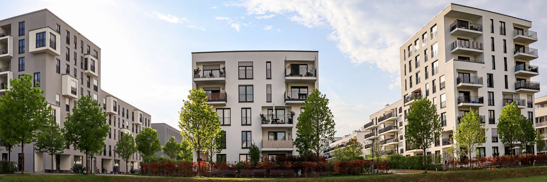 depositphotos_254453474-stock-photo-cityscape-with-residential-buildings-in3 Anax Hausverwaltung - Über uns