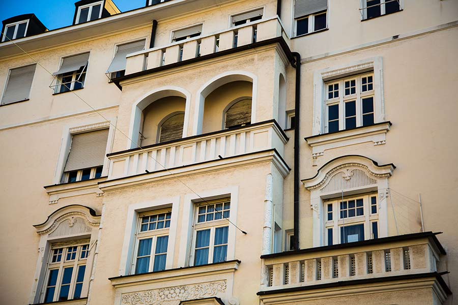High rise residential towers of Indigo Apartment Homes. Haus Innenstadt